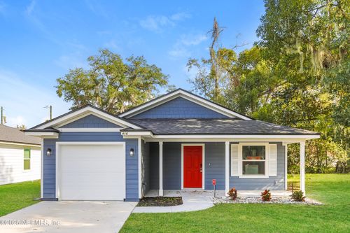 416 Palm St, Green Cove Springs, FL, 32043-2737 | Card Image