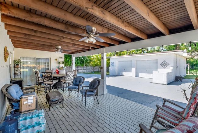 6835 Sw 112 Th St, House other with 4 bedrooms, 3 bathrooms and null parking in Pinecrest FL | Image 26