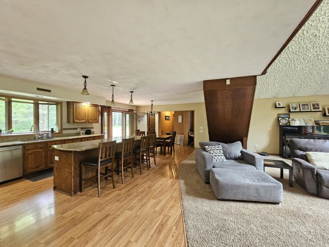 200890 Robin Rd, House other with 5 bedrooms, 4 bathrooms and null parking in Marshfield WI | Image 5