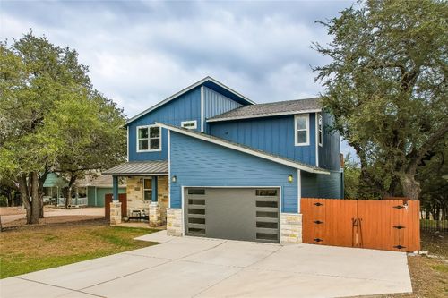 18529 Staghorn Dr, Lago Vista, TX, 78645-8615 | Card Image