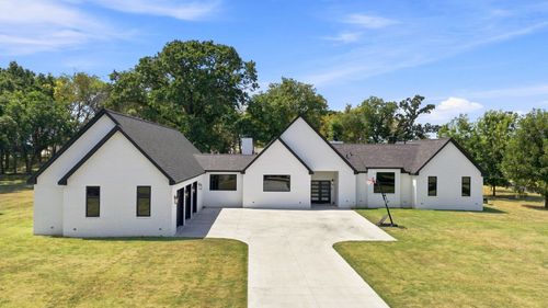 831 N 4389 Lane, Pryor, OK, 74361 | Card Image