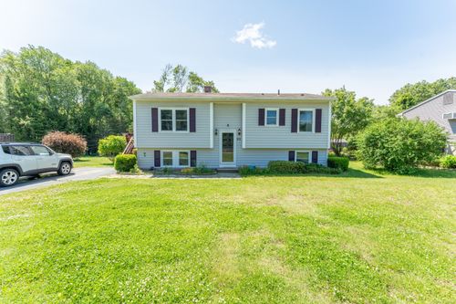 80 Ventura Dr, Brooklyn, CT, 06234-3824 | Card Image