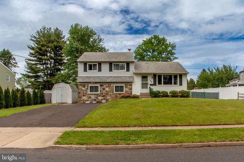 1264 Tulip Rd, WARMINSTER, PA, 18974-2109 | Card Image