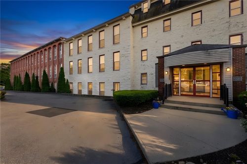 416-494 Woonasquatucket Ave, North Providence, RI, 02911-1667 | Card Image