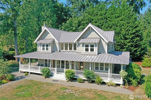 10050 Ne Winthers Rd, Bainbridge Island, WA, 98110-1326 | Card Image