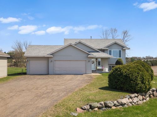 919 189th Ave, New Richmond, WI, 54017-7525 | Card Image