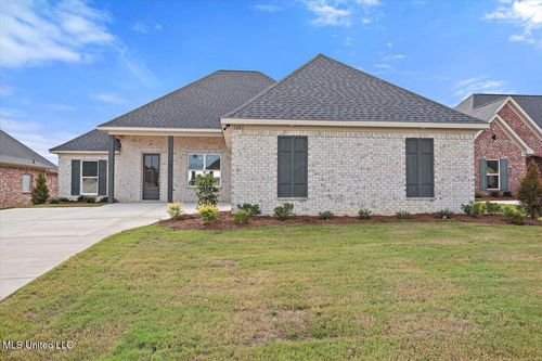 1203 Old Court Xing, Flowood, MS, 39232-1215 | Card Image