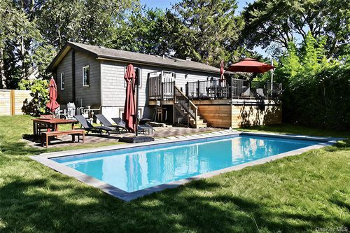 45 Fairlawn Dr, Montauk, NY, 11954-5331 | Card Image