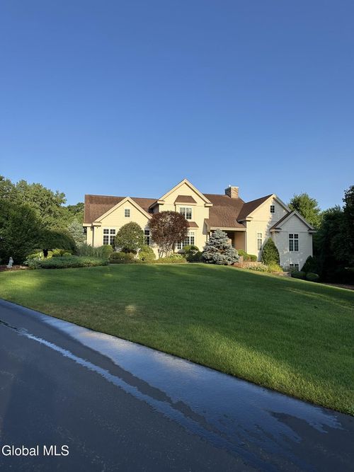 93 Tee Hill Road, Queensbury, NY, 12804 | Card Image