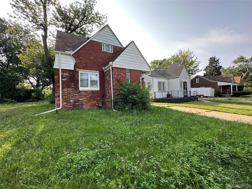 15836 Coyle St, Detroit, MI, 48227-2625 | Card Image