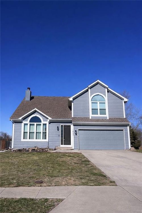 1604 Sw 11th St Ct, Lee's Summit, MO, 64064 | Card Image