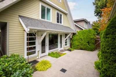 1612 St Andrews Ave, Home with 3 bedrooms, 2 bathrooms and 1 parking in North Vancouver BC | Image 1