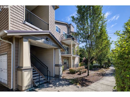 202-10834 Ne Holly St, Hillsboro, OR, 97006-7067 | Card Image
