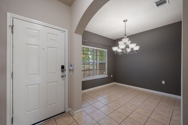 3809 Bronco Bend Loop, House other with 3 bedrooms, 2 bathrooms and 4 parking in Austin TX | Image 5