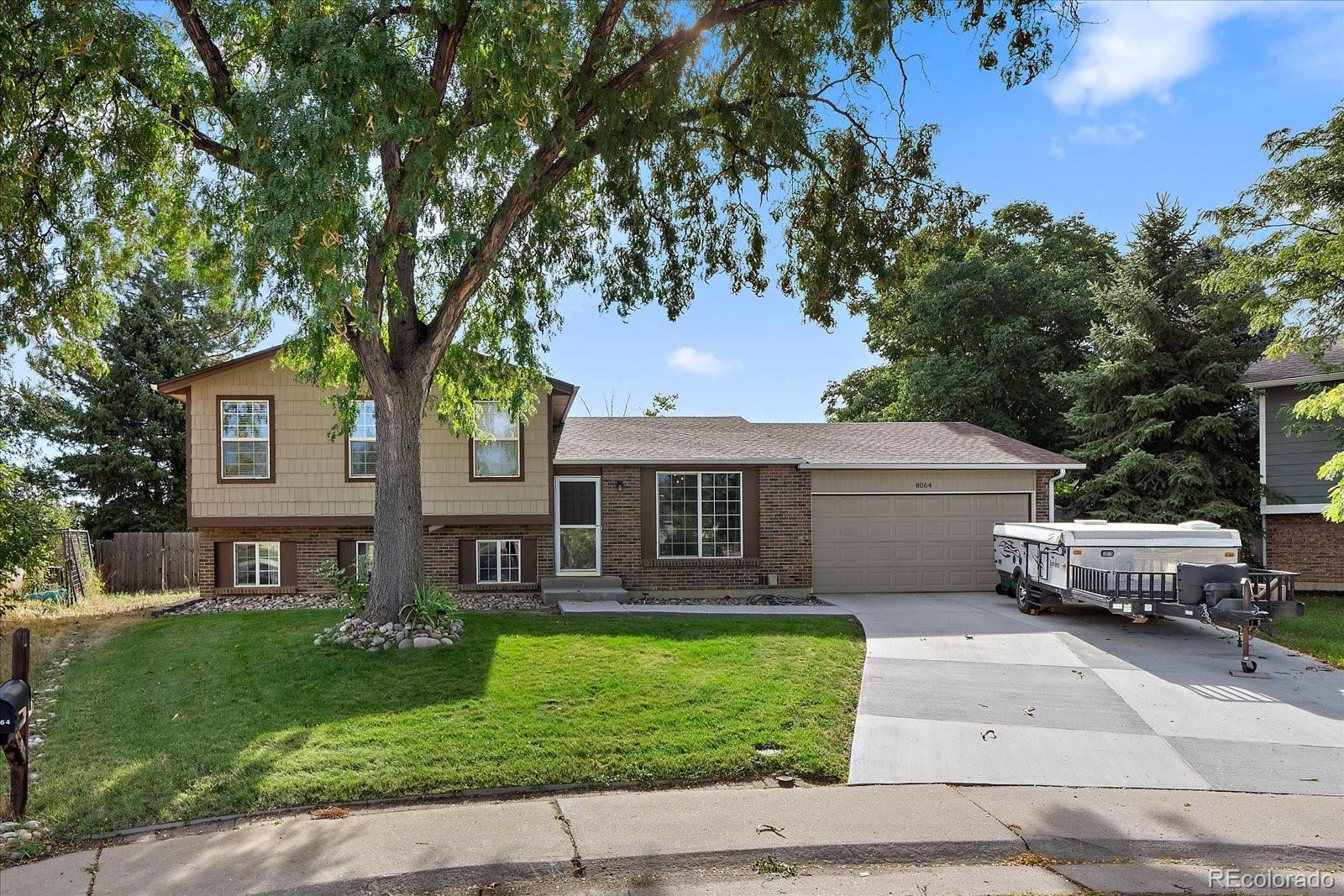 Estes Ct, Littleton, CO 80128