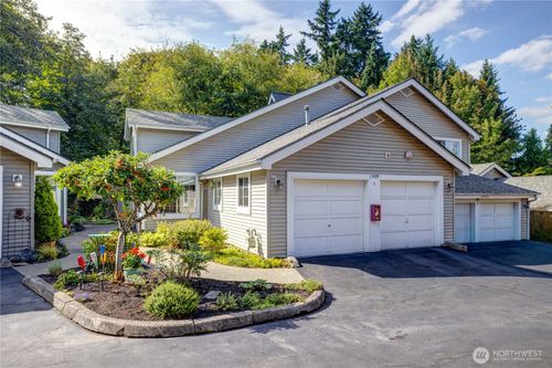 unit-3-15929 67th Ln Ne, Kenmore, WA, 98028-4397 | Card Image
