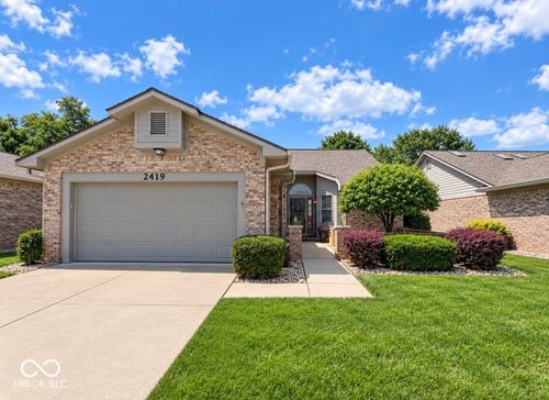2419 Simpson Ln, Shelbyville, IN, 46176-3153 | Card Image