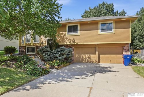 1006 Conestoga Rd, Papillion, NE, 68046-3519 | Card Image
