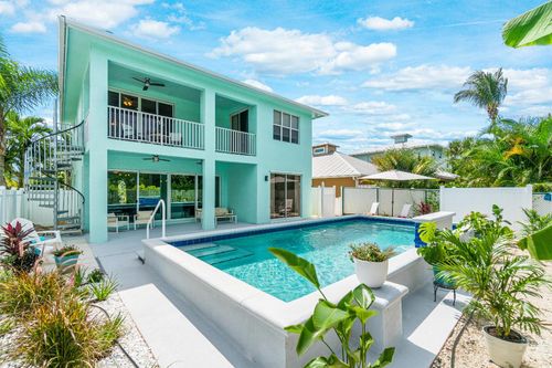 9427 Se Athena St, Hobe Sound, FL, 33455-5509 | Card Image