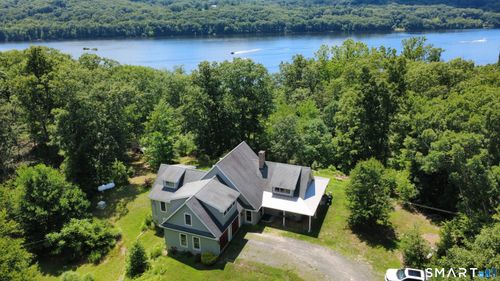 28 Sergeant Morgan Rd, East Hampton, CT, 06424-3018 | Card Image