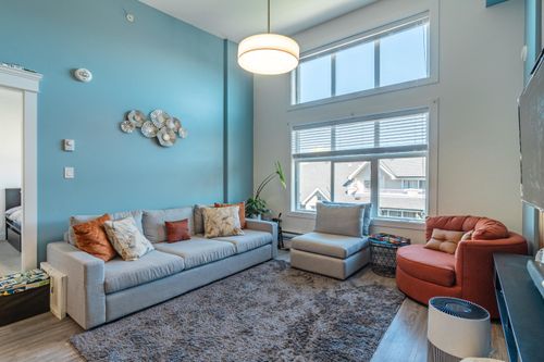 404-2389 Hawthorne Ave, Port Coquitlam, BC, V3C0T2 | Card Image
