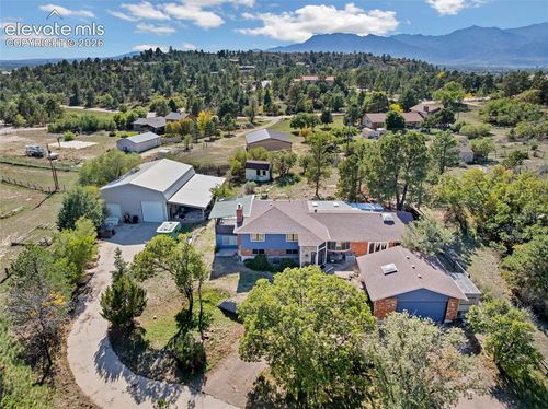 2120 Broken Circle Rd, Colorado Springs, CO, 80915-1321 | Card Image