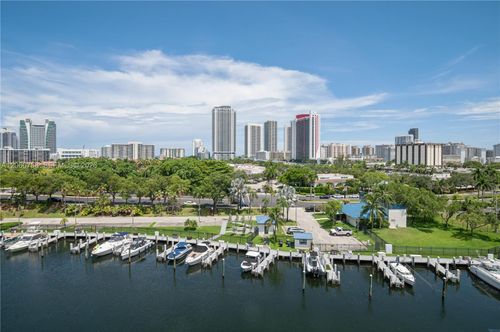 830-200 Diplomat Pkwy, Hallandale Beach, FL, 33009-3700 | Card Image