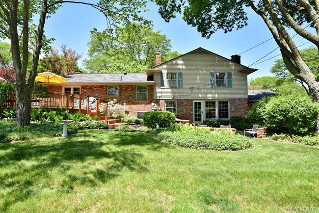 1010 Rock Spring Rd, House other with 4 bedrooms, 3 bathrooms and null parking in Bloomfield Hills MI | Image 37