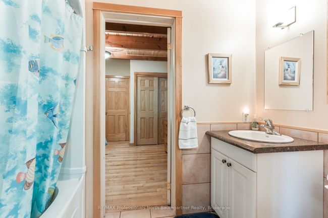1786 Fallowfield Rd, House other with 4 bedrooms, 3 bathrooms and 6 parking in Haliburton ON | Image 16