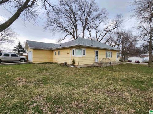 106 N Main, Thurston, NE, 68062 | Card Image