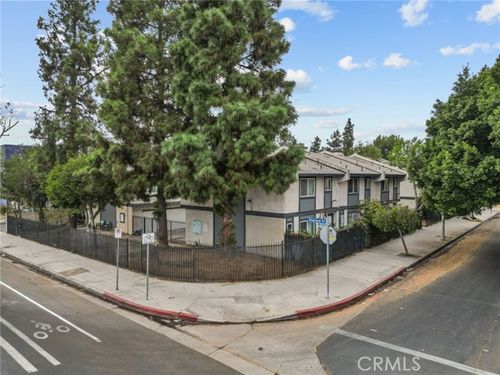 13- Arminta Street, Sun Valley, CA, 91352 | Card Image