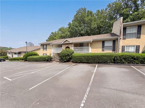 204-3175 Seven Pines Ct, Atlanta, GA, 30339-5837 | Card Image