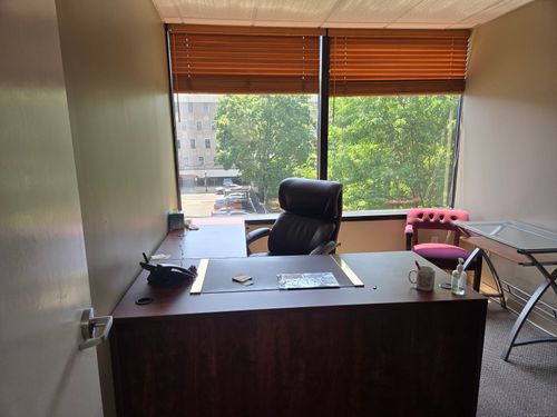 970 Summer St, Stamford, CT, 06905-5542 | Card Image