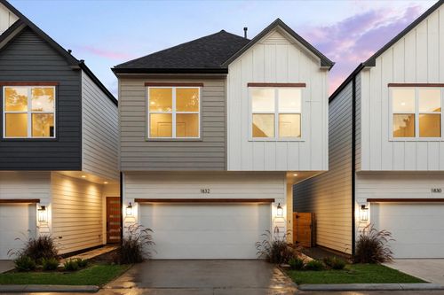 1848 W Tidwell Rd, Houston, TX, 77091-5400 | Card Image