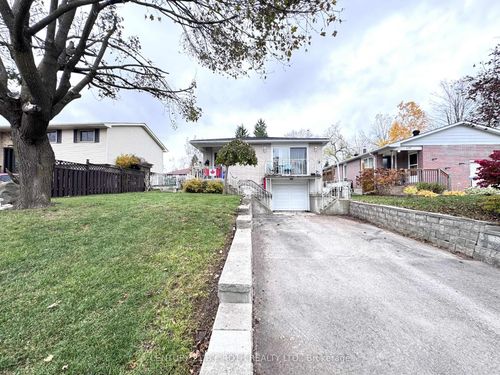 b-141 Gunn St, Barrie, ON, L4M2H6 | Card Image