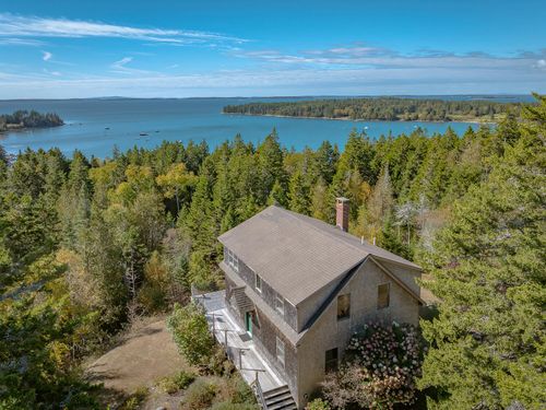 290 Clark Point Road, Tremont, ME, 04612 | Card Image