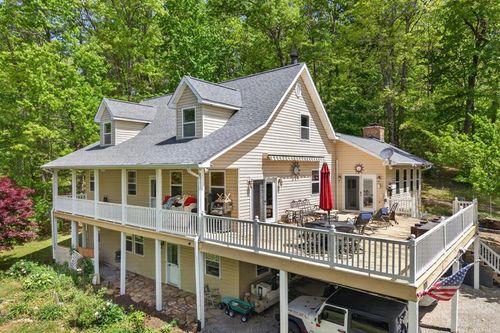 2144 Street Place Loop, Monterey, TN, 38574-7262 | Card Image