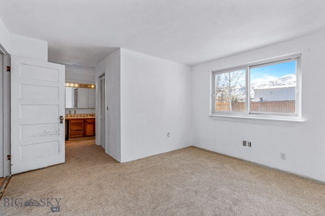 8 Division St N, House other with 8 bedrooms, 3 bathrooms and null parking in Reed Point MT | Image 13