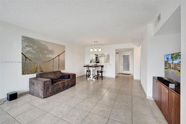 APT-304 - 1911 Sabal Palm Dr, Condo with 2 bedrooms, 2 bathrooms and null parking in Davie FL | Image 13