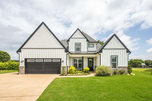 115 Highland Park Dr, Oakland, TN, 38060-5327 | Card Image