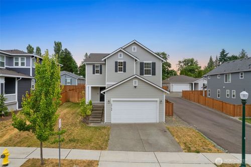 24104 181st Pl Se, Covington, WA, 98042-5667 | Card Image