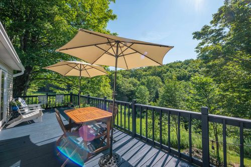 19 Titus Farm Rd, Wilmington, VT, 05363-8880 | Card Image