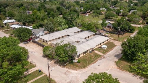 700 Dyer St, Rockdale, TX, 76567-2208 | Card Image