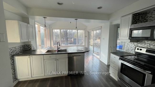 1840 Shadybrook Dr, House other with 4 bedrooms, 3 bathrooms and 2 parking in Pickering ON | Image 6