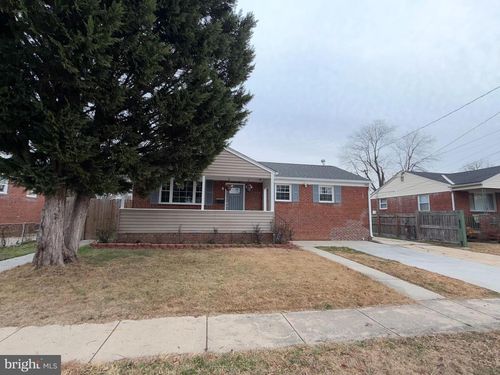 2406 Fordham St, HYATTSVILLE, MD, 20783-2644 | Card Image