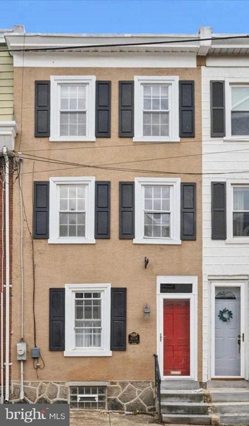 4534 Wilde St, PHILADELPHIA, PA, 19127-1219 | Card Image