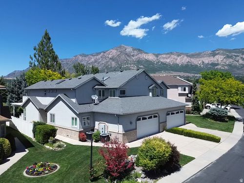 101 Hillsborough Dr, Pleasant View, UT, 84414-2227 | Card Image