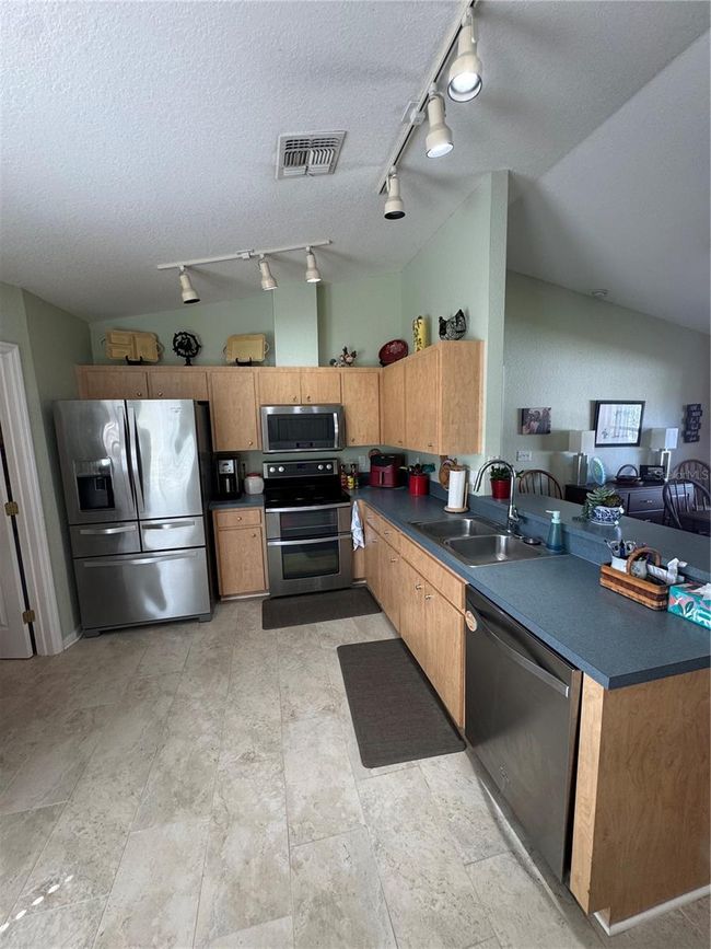 8181 Bristol Bay Ave, House other with 3 bedrooms, 2 bathrooms and null parking in LAKELAND FL | Image 42