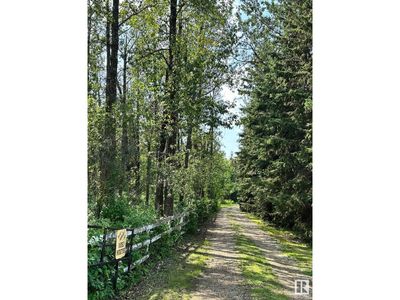 59270 Range Road 223, House other with 3 bedrooms, 3 bathrooms and null parking in Thorhild AB | Image 2