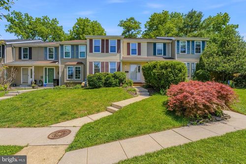 27 Warren Cmn, COCKEYSVILLE, MD, 21030-2937 | Card Image